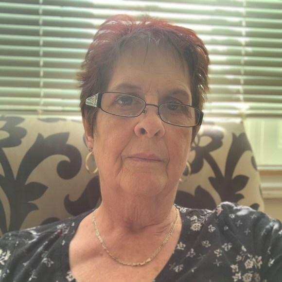 Meet your Posher, Linda - Picture 1 of 1